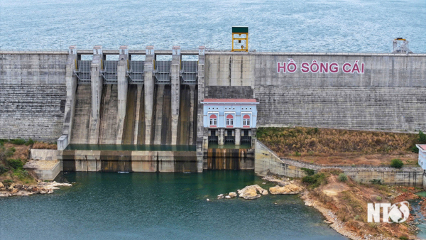 Chủ động triển khai các phương án ứng phó với biến đổi khí hậu